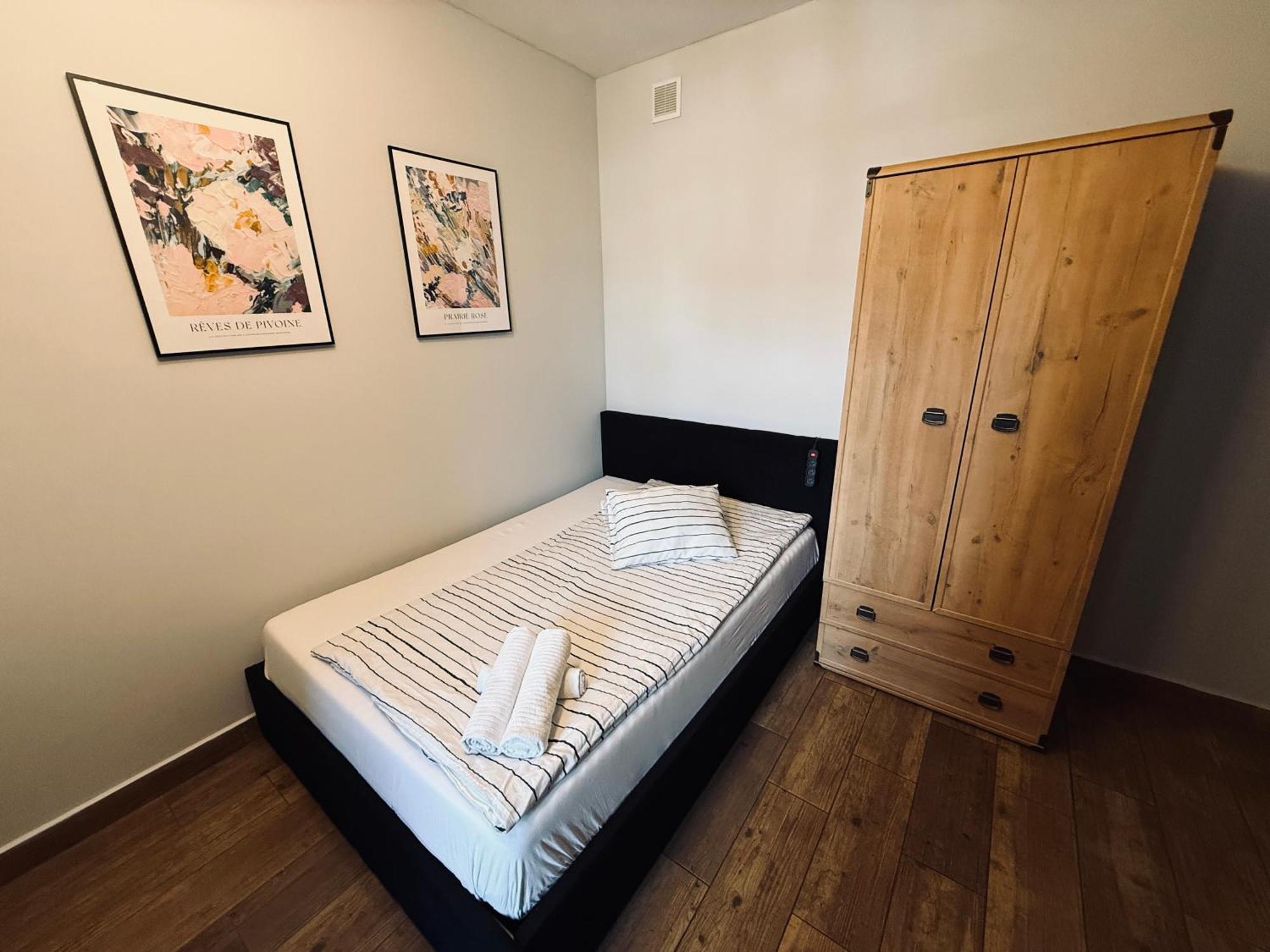 Nalu Apartments No 10&17 Катовице Екстериор снимка
